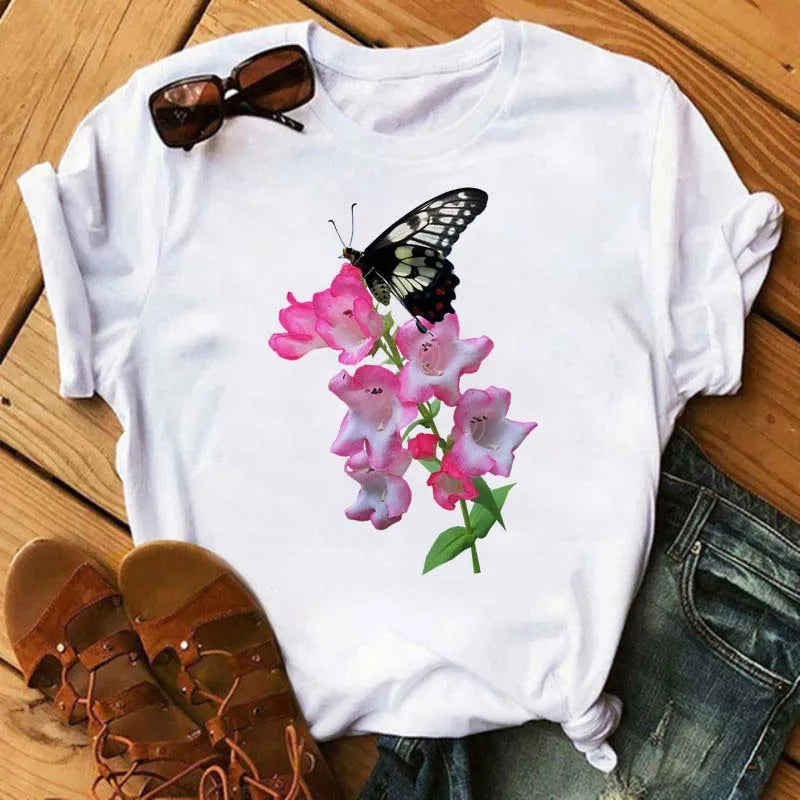 T-Shirt Femme Papillon – Élégance & Confort